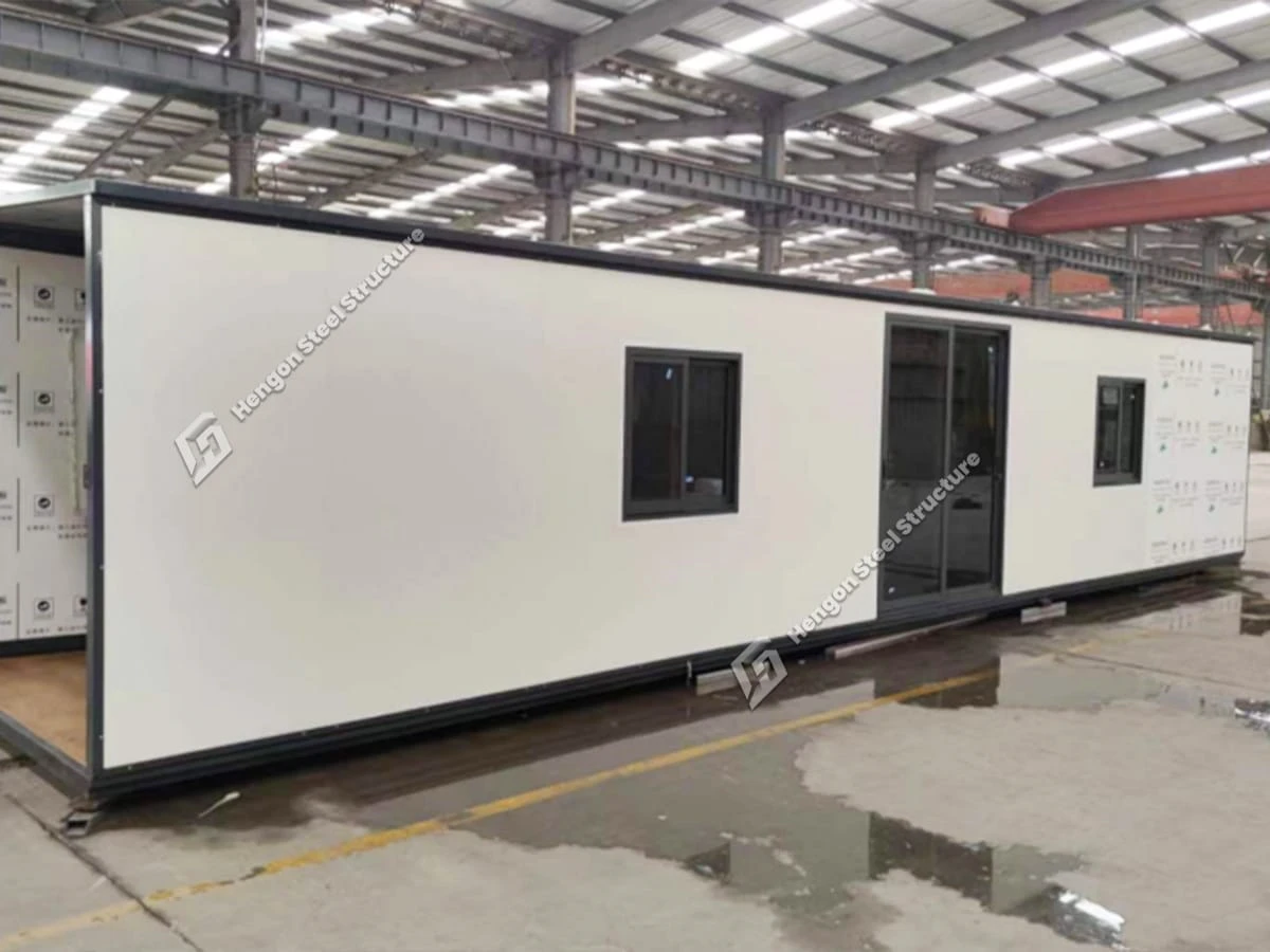 Maison pliable de 40 pieds